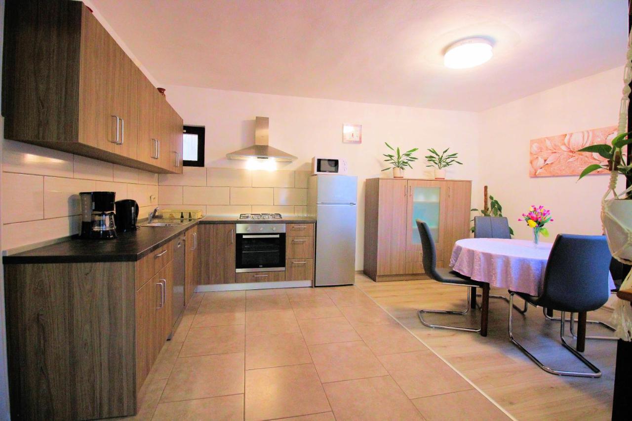 Apartment Leana Selce Dış mekan fotoğraf